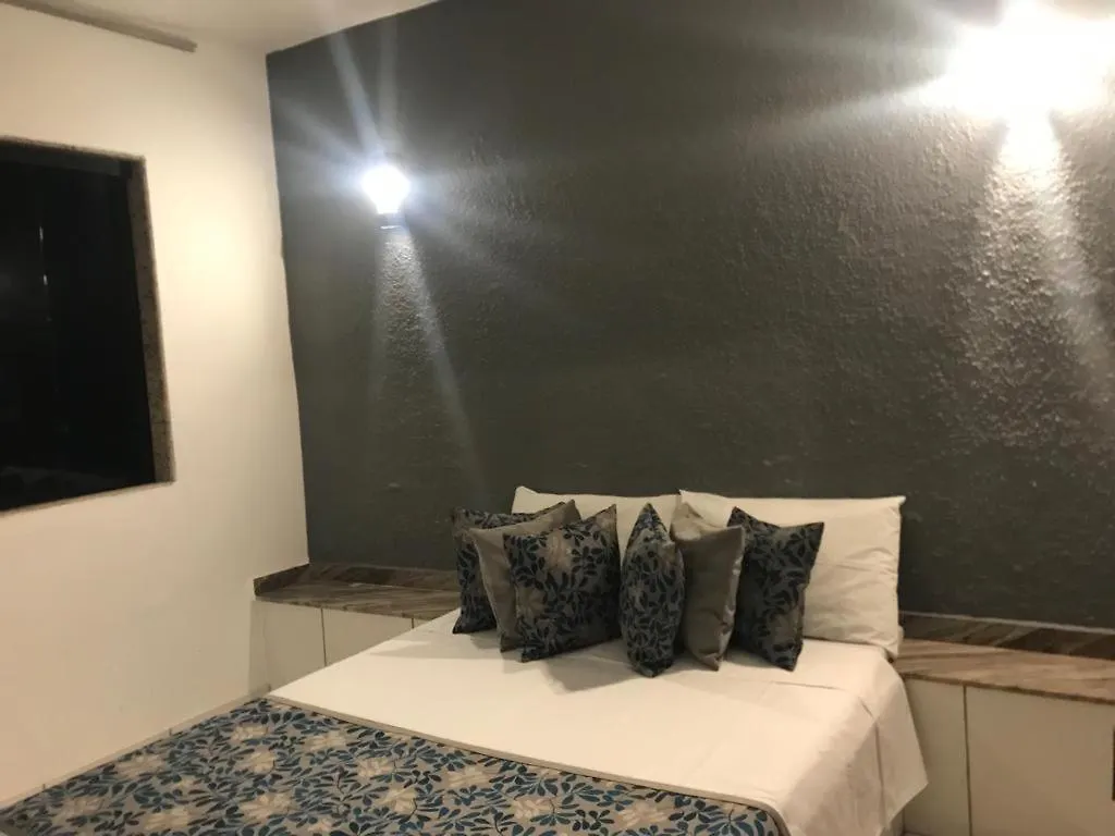 Pousada Mineira Cabo Frio Inn